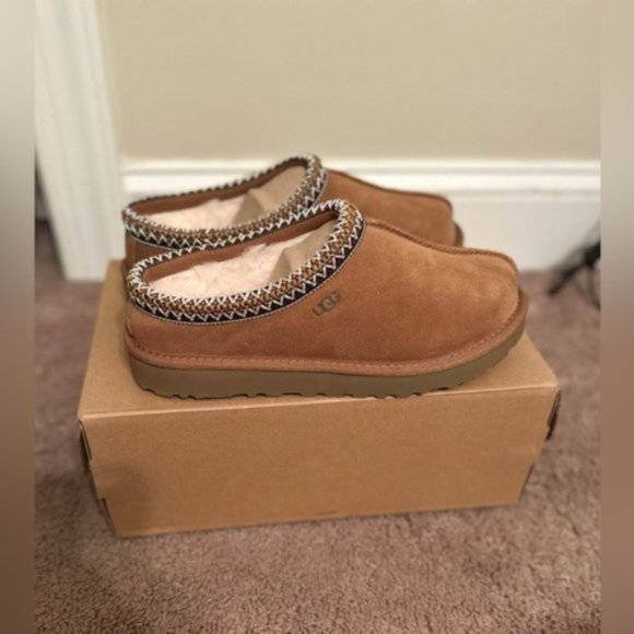Women's UGG Tasman Slippers sz 8 - Picture 2 of 4